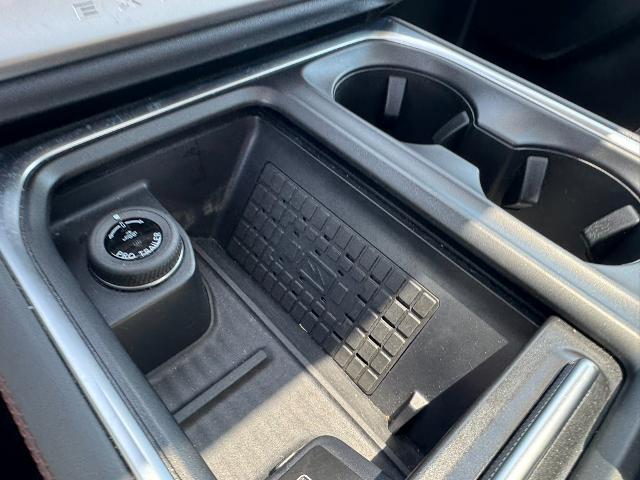 2025 Ford Expedition - $64,989