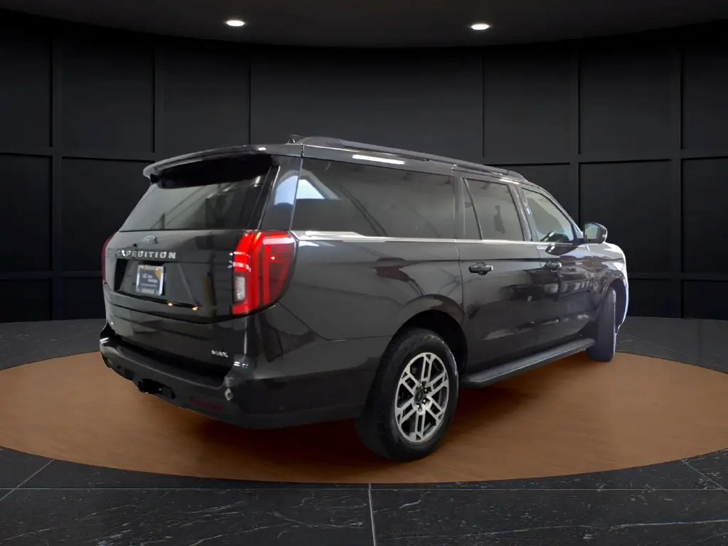 2025 Ford Expedition - $52,995