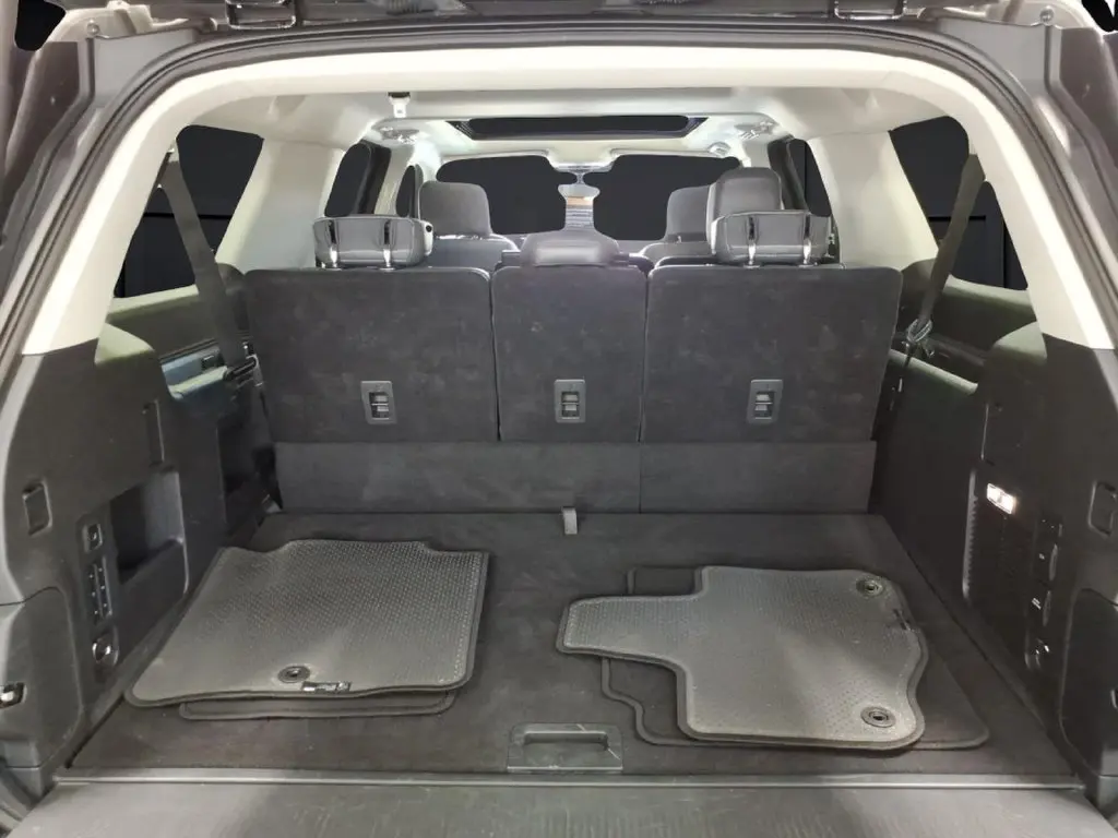 2025 Ford Expedition - $52,995