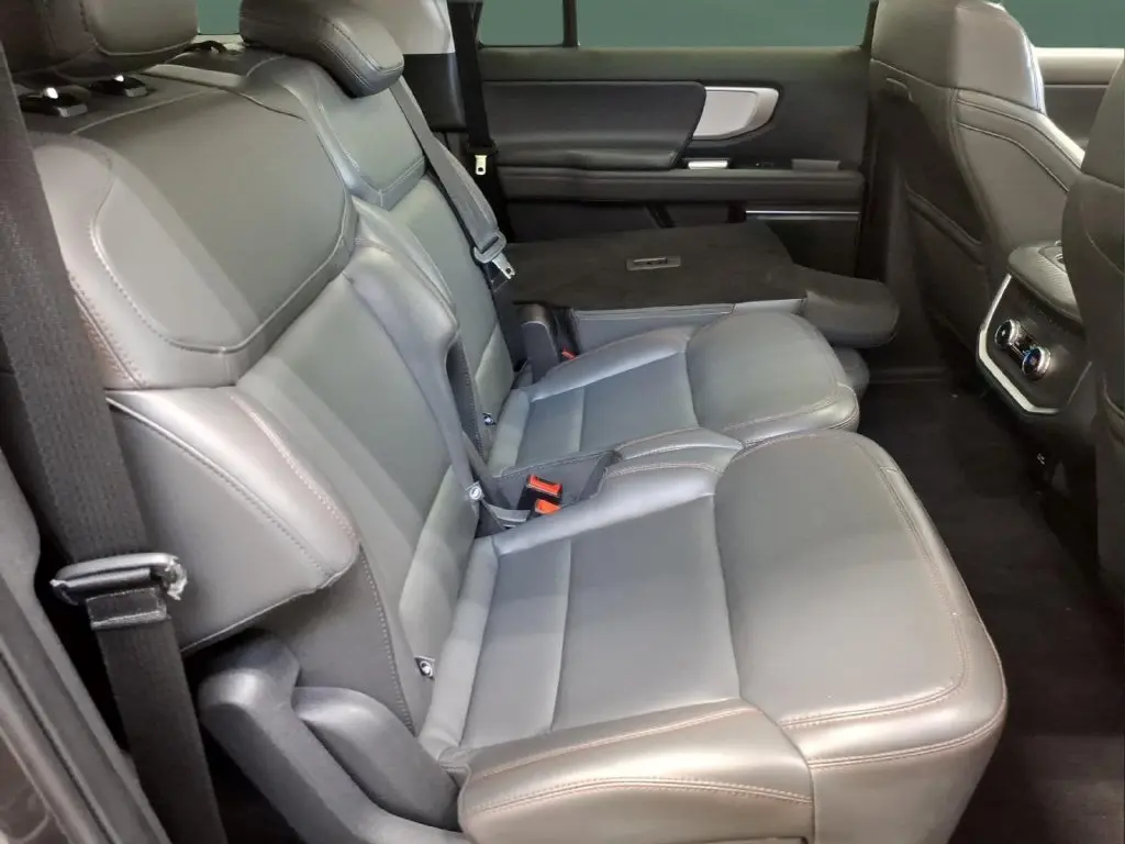 2025 Ford Expedition - $52,995