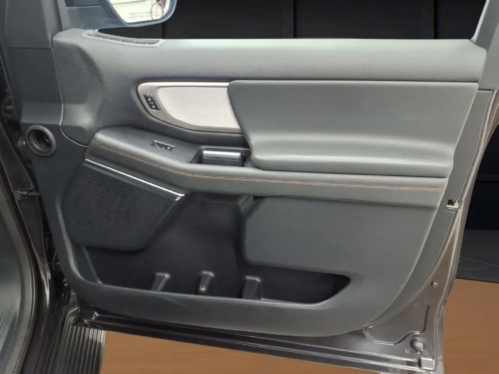 2025 Ford Expedition - $52,995