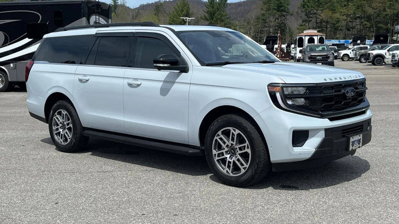 Preowned 2025 Ford Expedition MAX Active for Sale