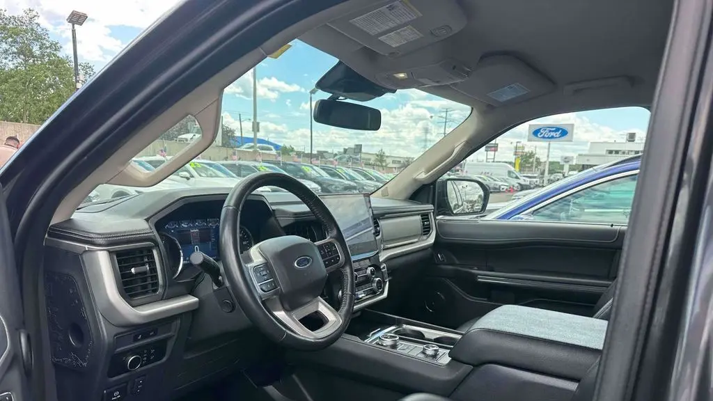 2024 Ford Expedition MAX XLT