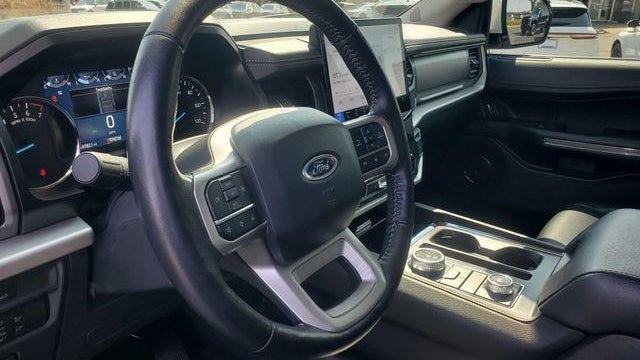 2022 Ford Expedition MAX XLT