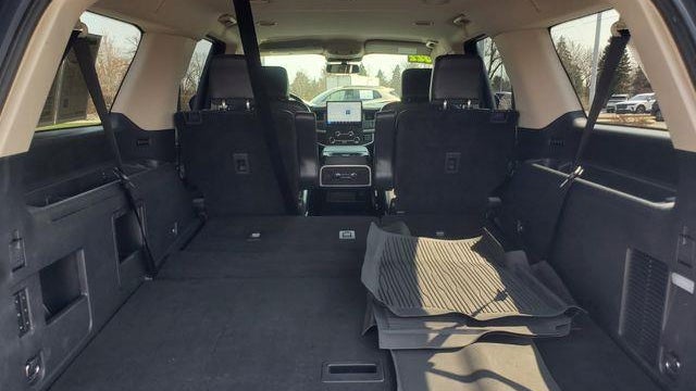 2022 Ford Expedition MAX XLT