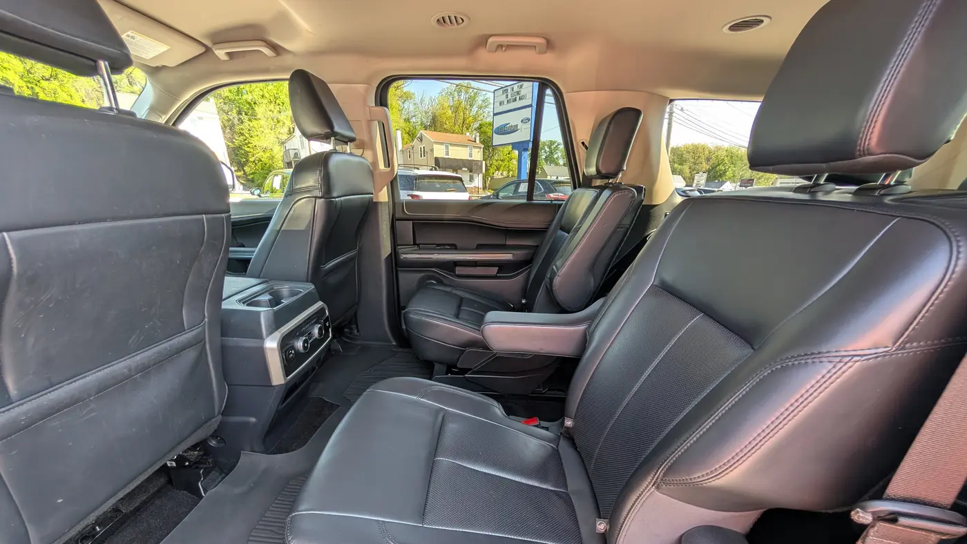 2022 Ford Expedition MAX XLT