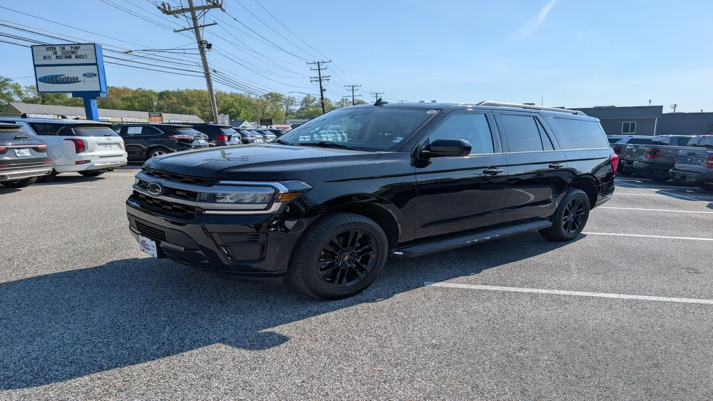 2022 Ford Expedition MAX XLT