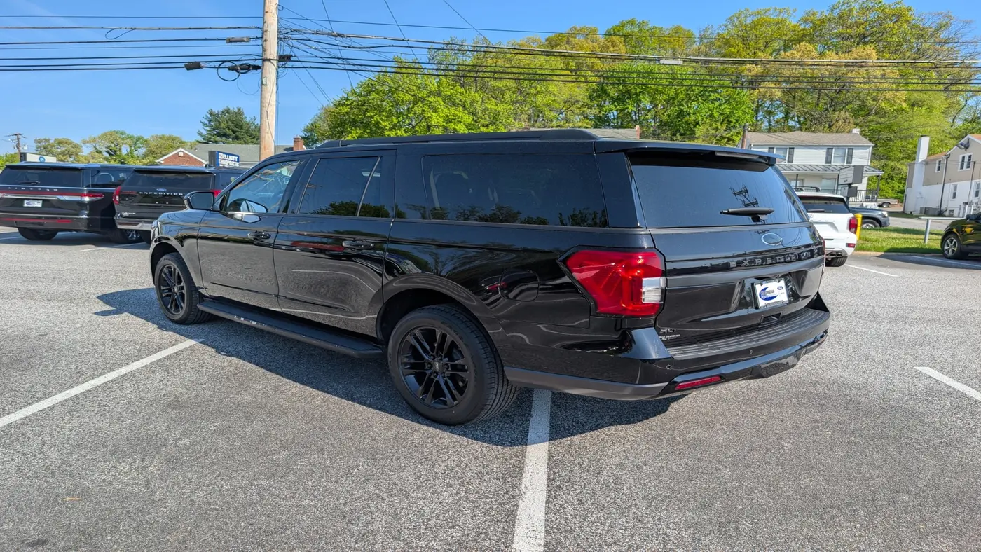 2022 Ford Expedition MAX XLT
