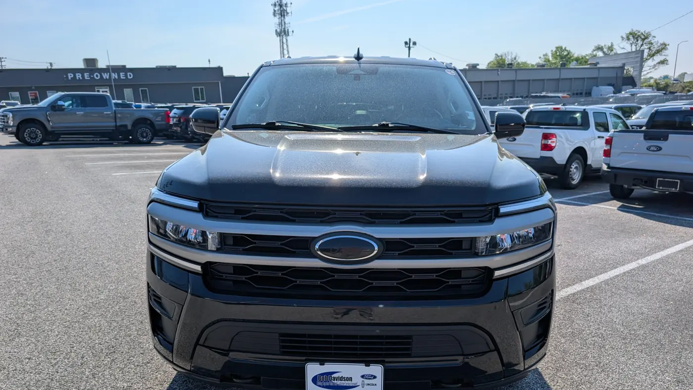 2022 Ford Expedition MAX XLT