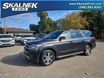 2022 Ford Expedition MAX 4X4 XLT 4DR SUV