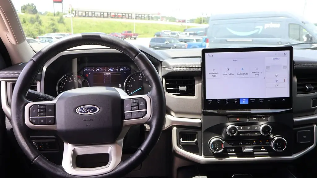 2022 Ford Expedition MAX XLT