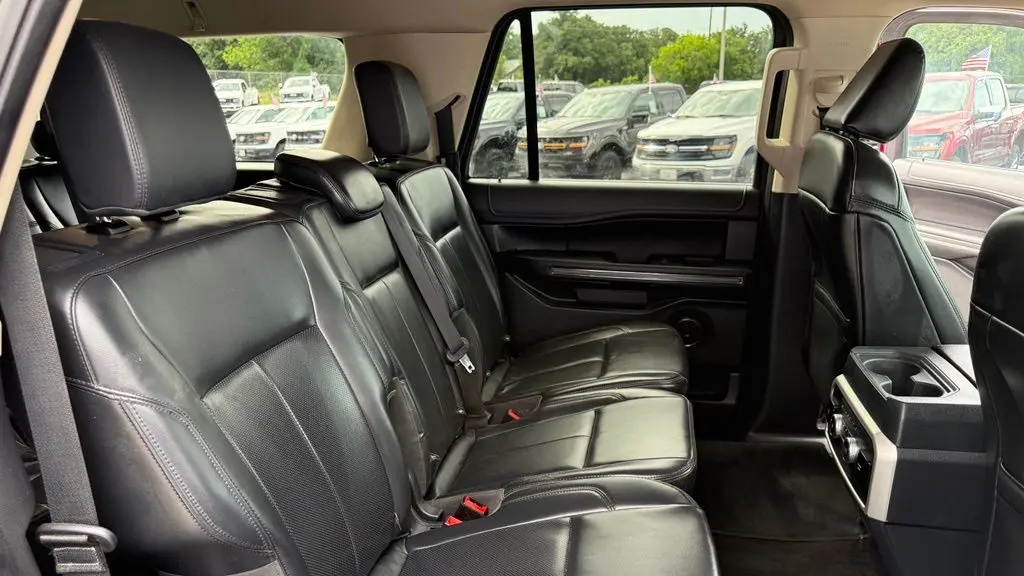 2022 Ford Expedition MAX XLT