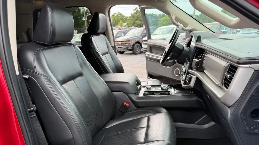 2022 Ford Expedition MAX XLT