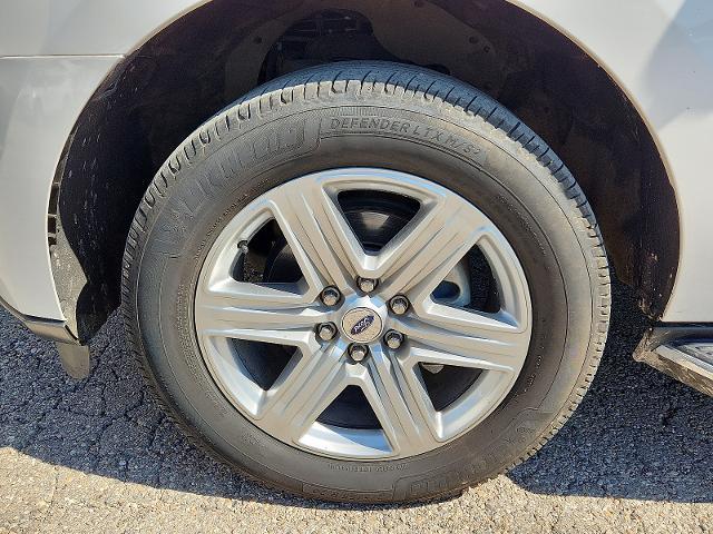 2019 Ford Expedition - $17,925