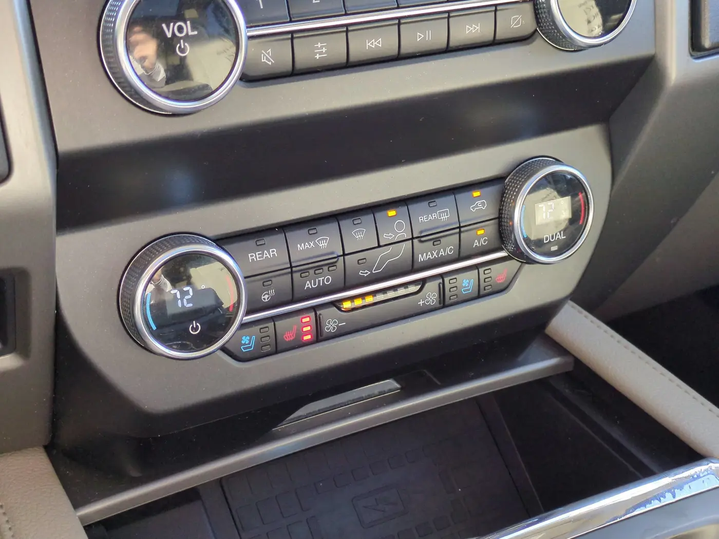 2020 Ford Expedition - $22,900