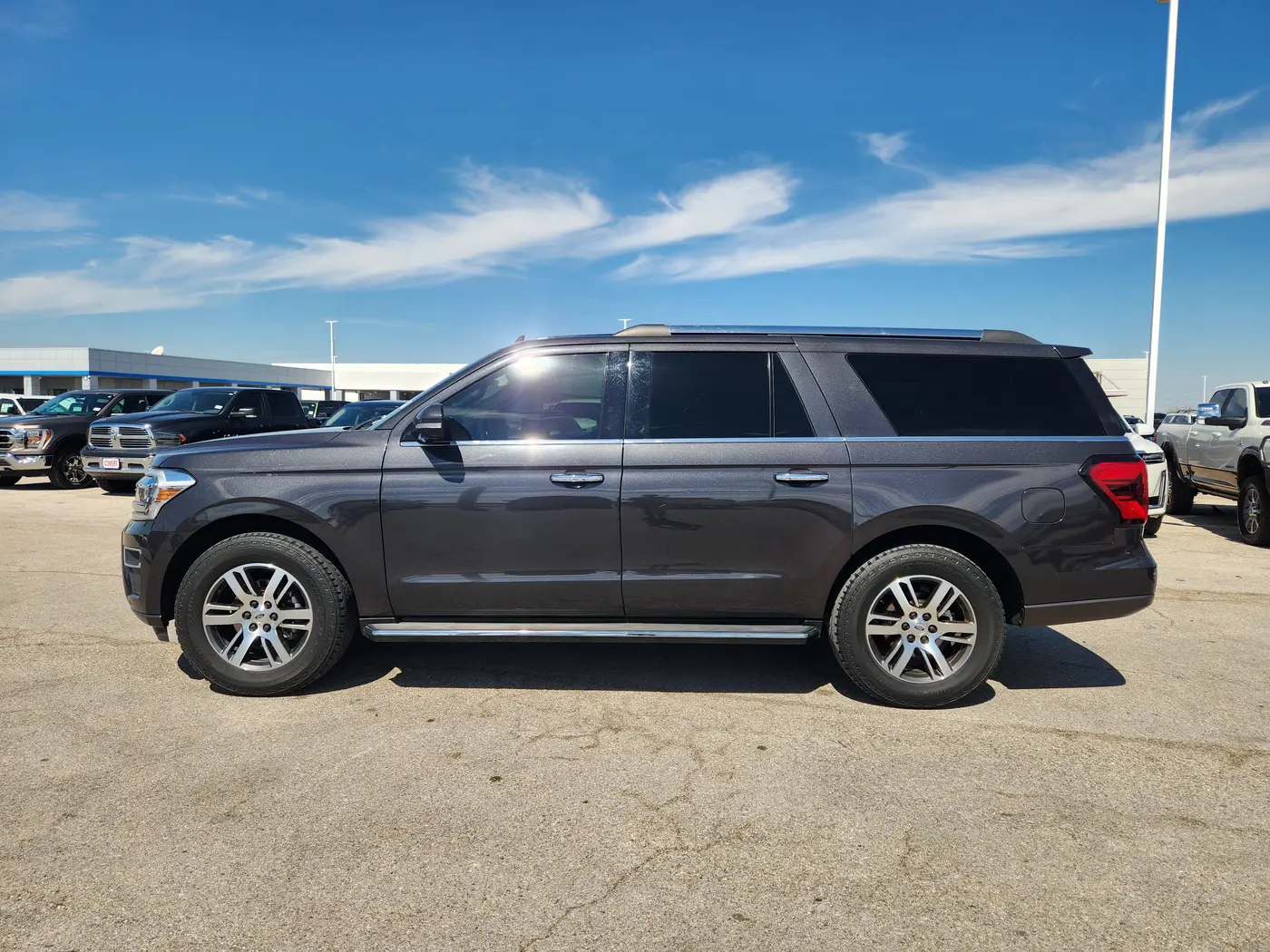 2023 Ford Expedition - $34,408