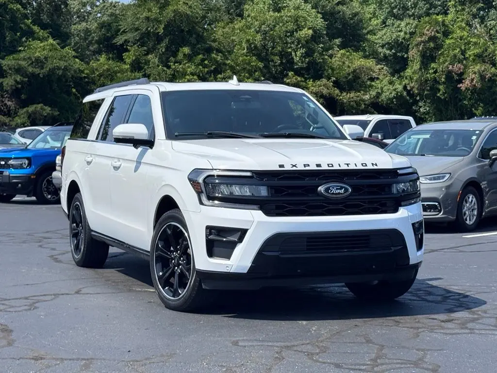 2023 Ford Expedition - $47,000