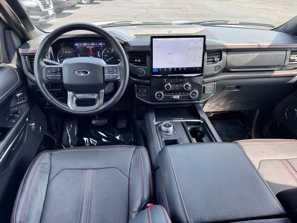2023 Ford Expedition - $47,000