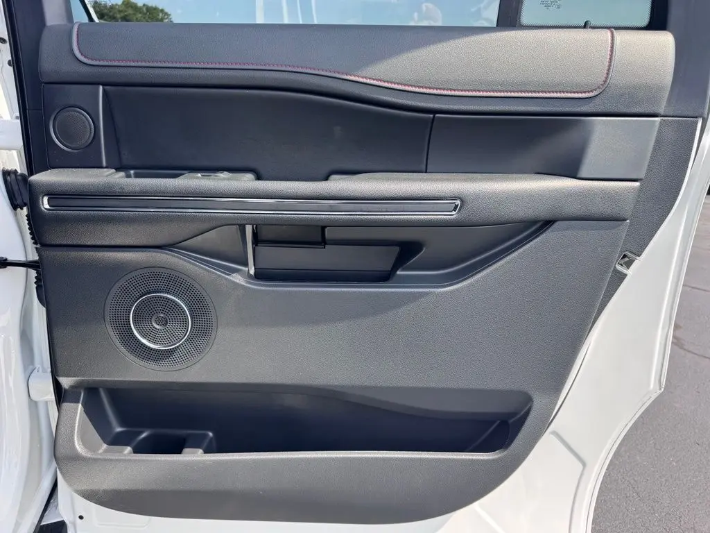 2023 Ford Expedition - $47,000