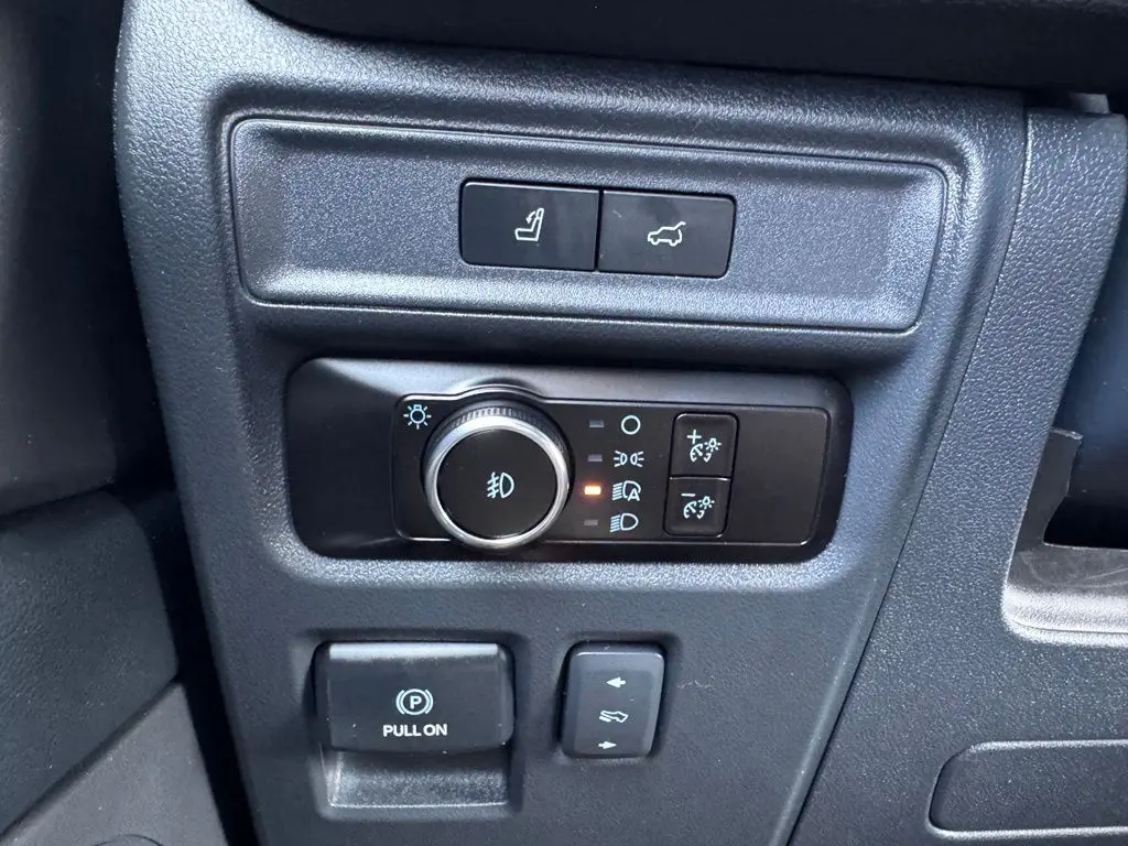 2023 Ford Expedition - $47,000