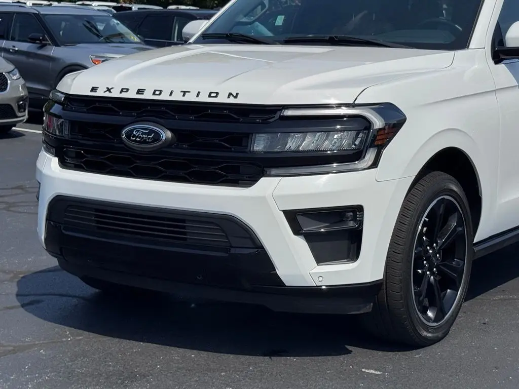 2023 Ford Expedition - $47,000