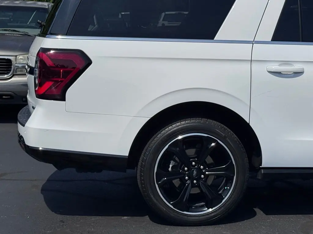 2023 Ford Expedition - $47,000