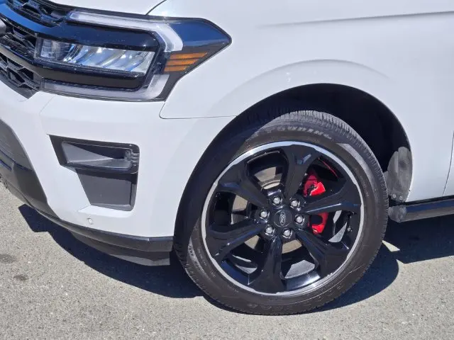 2023 Ford Expedition - $45,881