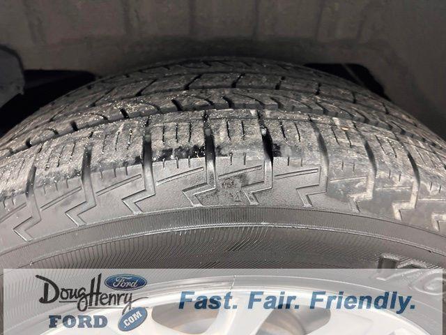 2017 Ford Expedition - $9,987
