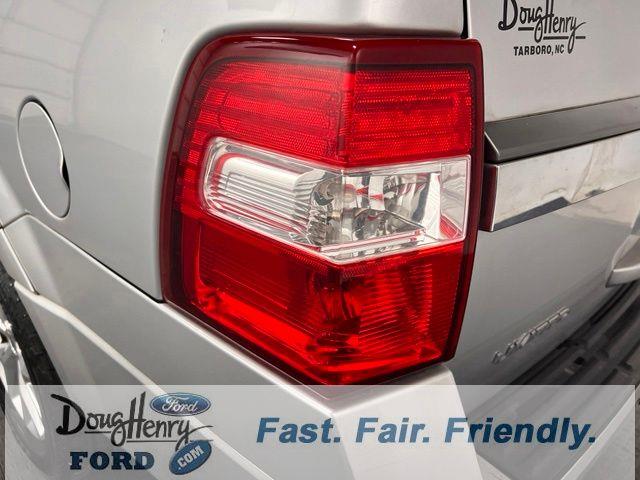 2017 Ford Expedition - $9,987