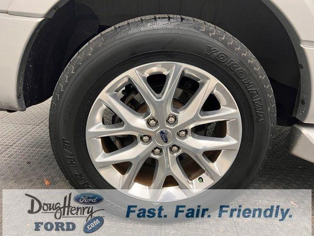 2017 Ford Expedition - $9,987