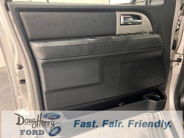 2017 Ford Expedition - $9,987