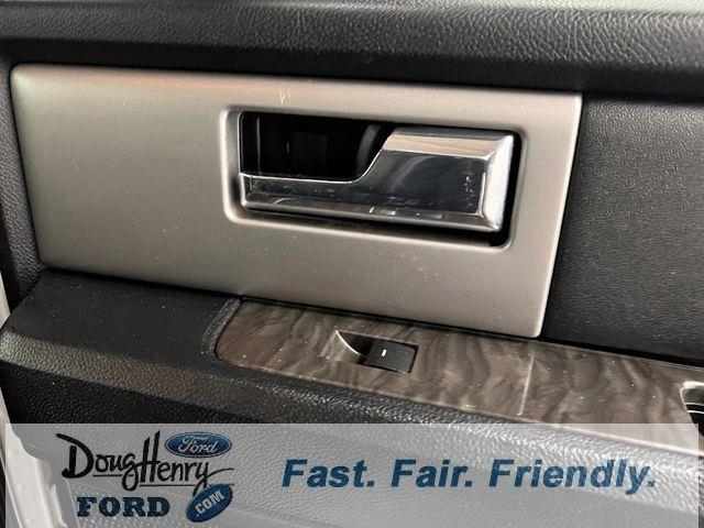 2017 Ford Expedition - $9,987