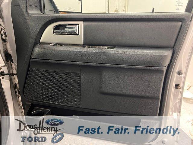 2017 Ford Expedition - $9,987