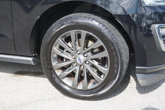 2020 Ford Expedition - $12,900