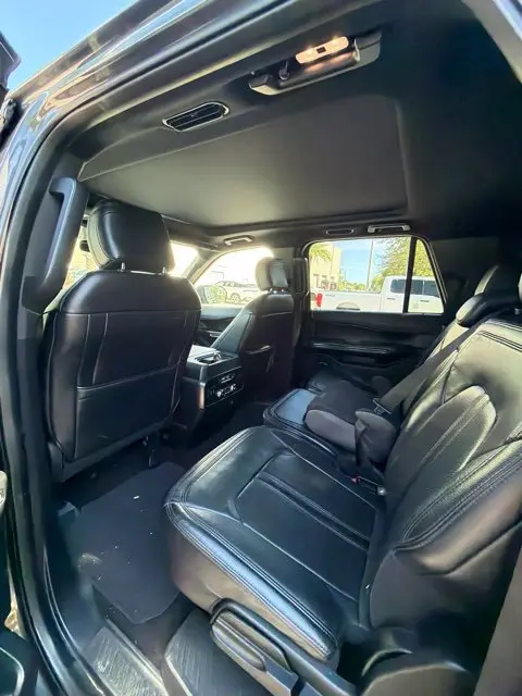 2019 Ford Expedition - $8,990