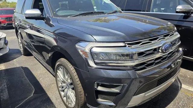 2024 Ford Expedition MAX Platinum