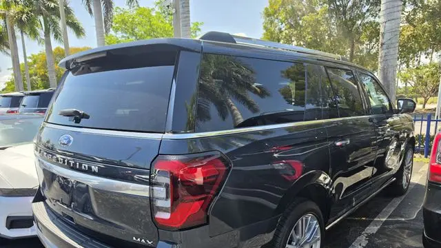 2024 Ford Expedition MAX Platinum
