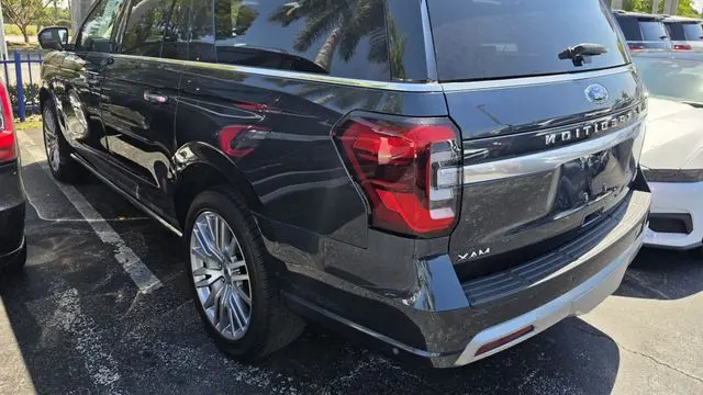 2024 Ford Expedition MAX Platinum