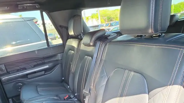 2024 Ford Expedition MAX Platinum