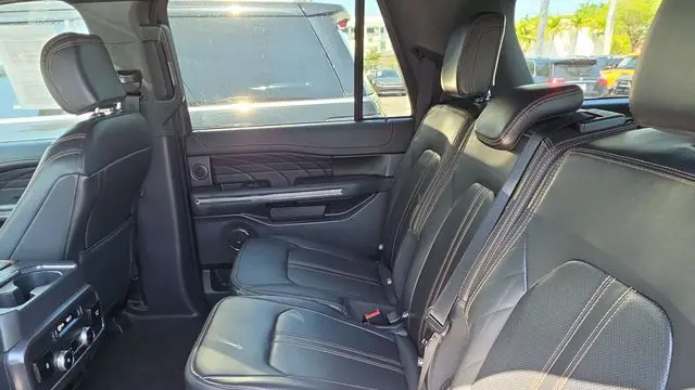 2024 Ford Expedition MAX Platinum