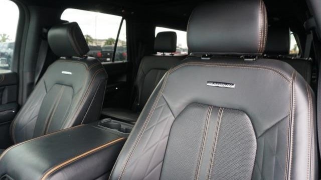 2023 Ford Expedition MAX Platinum