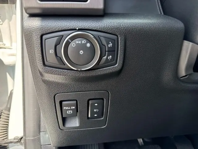 2020 Ford Expedition - $23,800