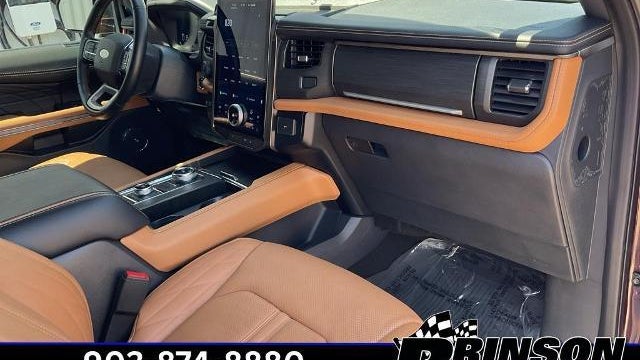 2024 Ford Expedition MAX Platinum