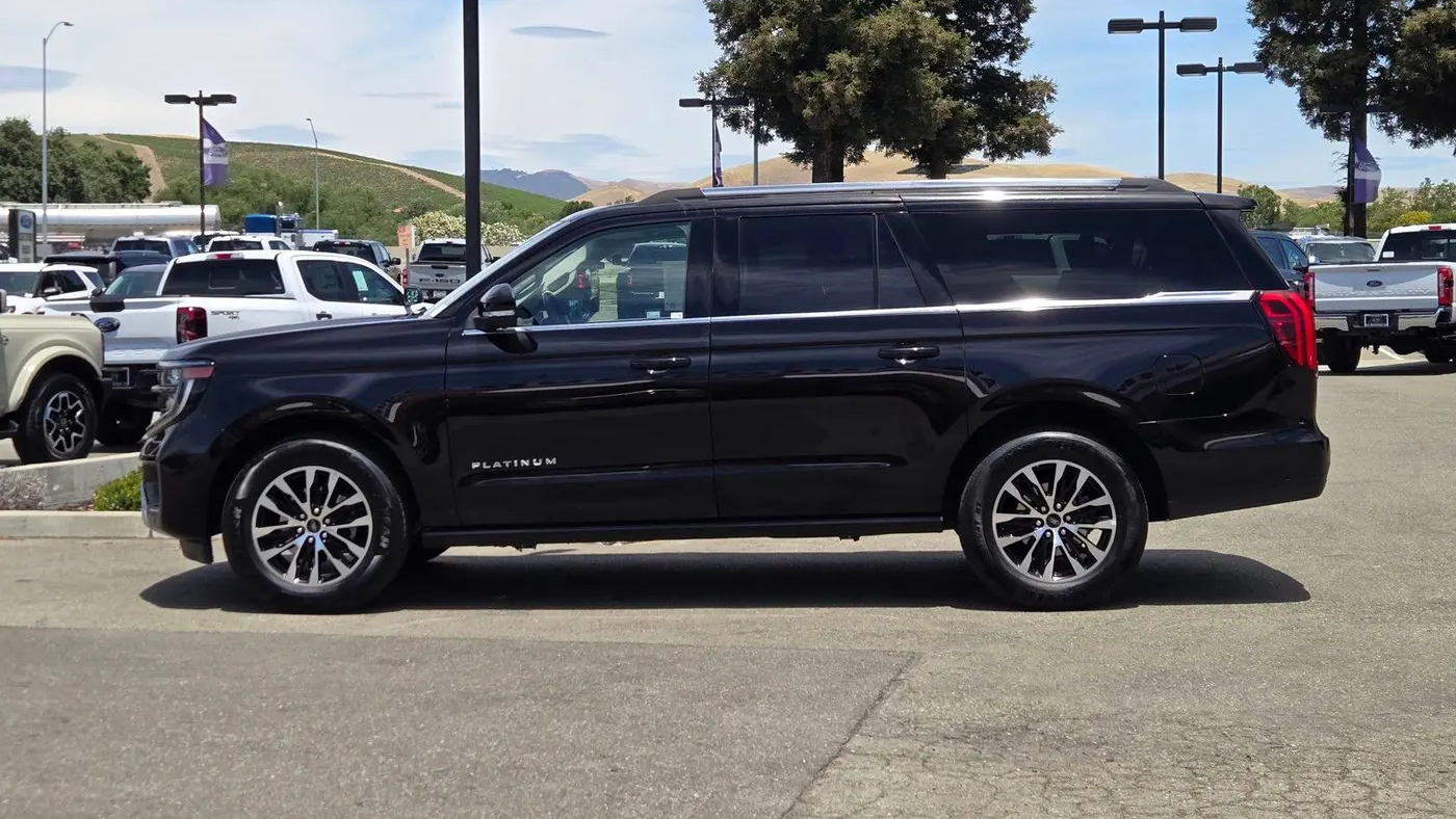 2025 Ford Expedition MAX Platinum