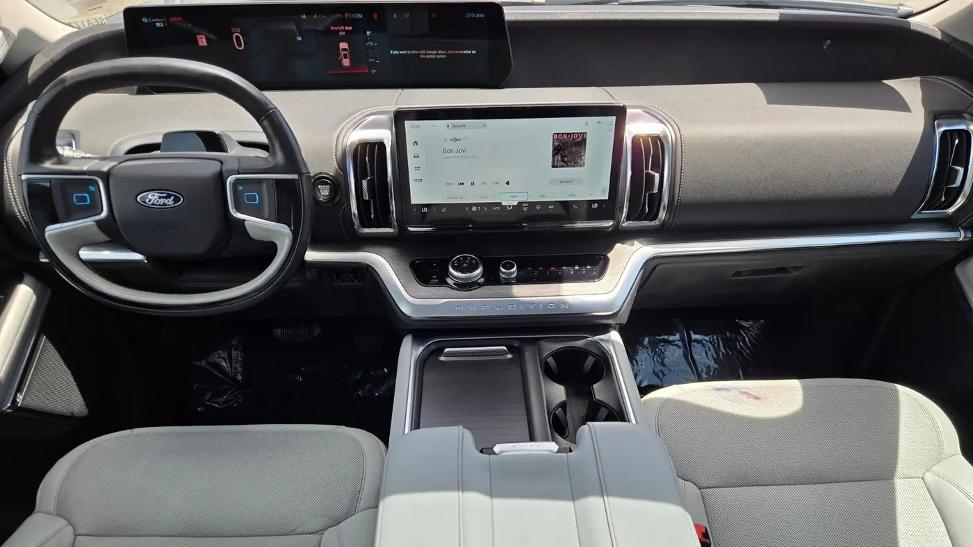 2025 Ford Expedition MAX Platinum