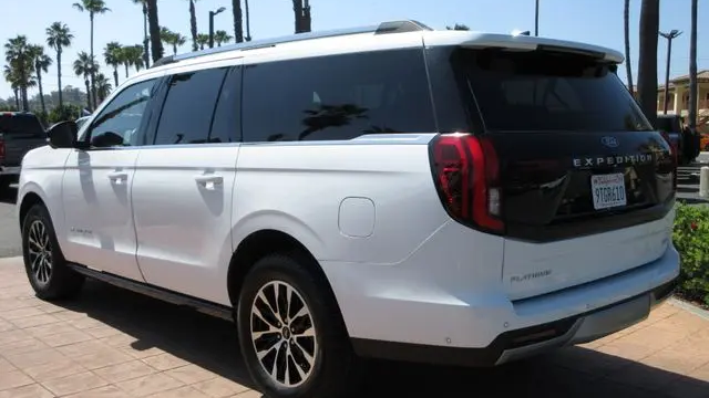 2025 Ford Expedition MAX Platinum