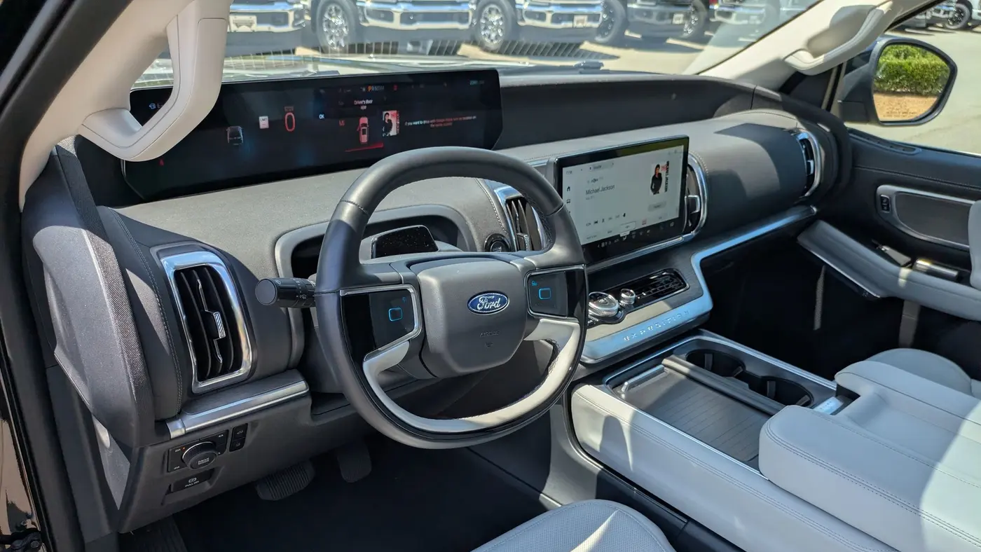 2025 Ford Expedition MAX Platinum