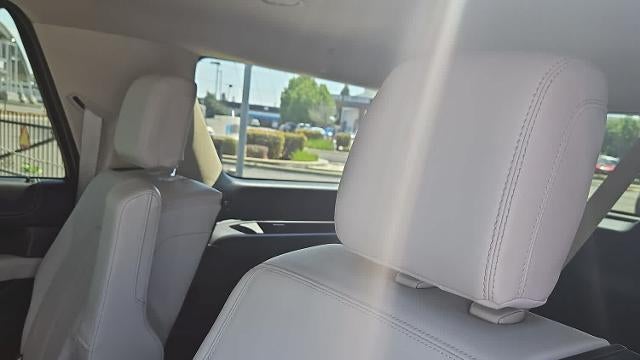 2023 Ford Expedition MAX Platinum