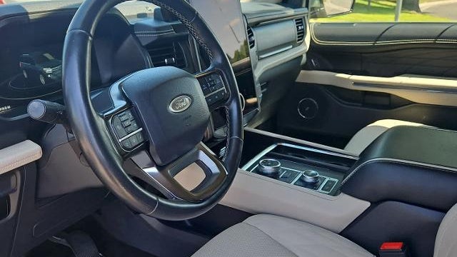 2023 Ford Expedition MAX Platinum