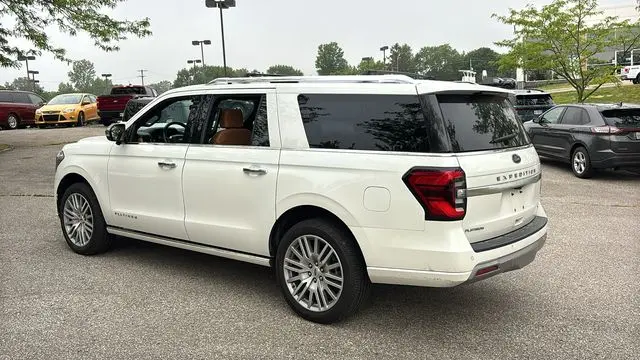 2023 Ford Expedition MAX Platinum